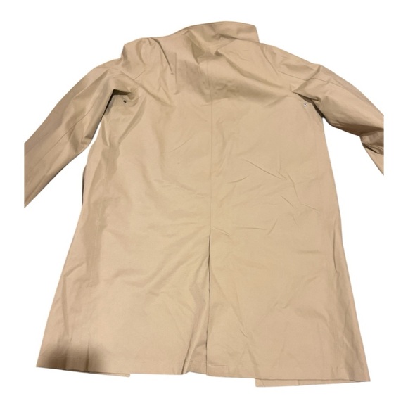 Trenchcoat - Picture 3 of 3